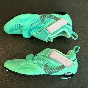 Nike Superrep Spin Shoes - Size 8